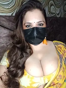 Snapshot of Jiya22 chatting on June 5, 2026, 5:18 pm Jiya22 online show from June 5, 2026, 5:18 pm