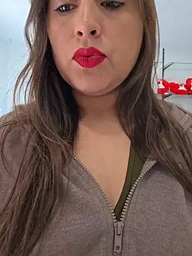 GatitaXD27 online show from November 24, 2025, 10:37 am