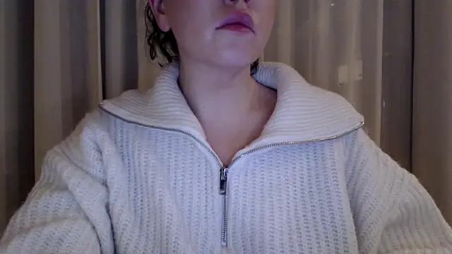 Sandysecret online show from March 13, 2025, 8:22 pm