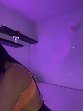 Snapshot of tamara_jay chatting on October 31, 2025, 2:08 am tamara jay online show from October 31, 2025, 2:08 am