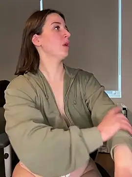 Snapshot of nerdynina chatting on February 16, 2025, 8:22 pm nerdynina online show from February 16, 2025, 8:22 pm