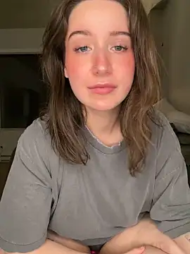 nerdynina online show from November 16, 2025, 12:37 am