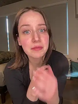 Snapshot of nerdynina chatting on March 14, 2025, 10:16 pm nerdynina online show from March 14, 2025, 10:16 pm