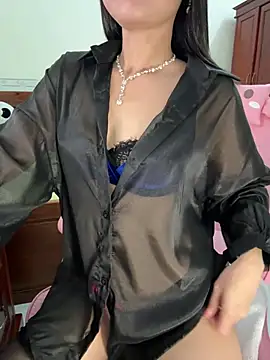 Snapshot of ___Erin___ chatting on June 26, 2026, 1:39 pm Erin online show from June 26, 2026, 1:39 pm