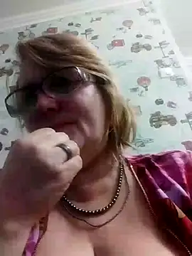 Snapshot of Forest-Lady chatting on February 7, 2025, 5:40 pm Forest-Lady online show from February 7, 2025, 5:40 pm