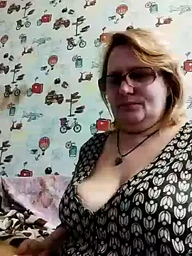 Snapshot of Forest-Lady chatting on March 13, 2025, 1:40 pm Forest-Lady online show from March 13, 2025, 1:40 pm
