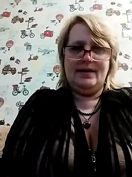 Snapshot of Forest-Lady chatting on February 20, 2025, 4:14 pm Forest-Lady online show from February 20, 2025, 4:14 pm