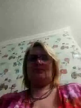 Snapshot of Forest-Lady chatting on February 16, 2025, 6:43 pm Forest-Lady online show from February 16, 2025, 6:43 pm