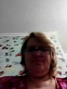 Snapshot of Forest-Lady chatting on February 13, 2025, 5:44 pm Forest-Lady online show from February 13, 2025, 5:44 pm