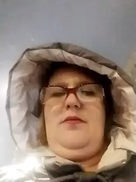 Snapshot of Forest-Lady chatting on March 1, 2025, 4:44 pm Forest-Lady online show from March 1, 2025, 4:44 pm