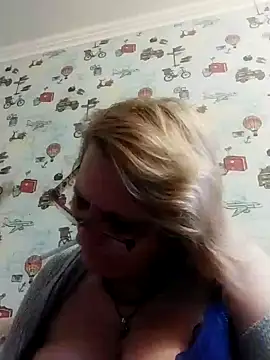 Snapshot of Forest-Lady chatting on February 23, 2025, 2:57 pm Forest-Lady online show from February 23, 2025, 2:57 pm