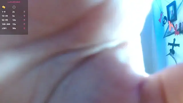 VeronikCuhubby online show from October 31, 2025, 12:35 pm