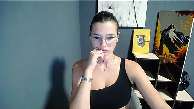 Snapshot of lady_olivia_ chatting on August 6, 2026, 1:17 pm lady olivia online show from August 6, 2026, 1:17 pm