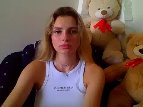 Snapshot of lady_olivia_ chatting on July 16, 2026, 8:00 am lady olivia online show from July 16, 2026, 8:00 am