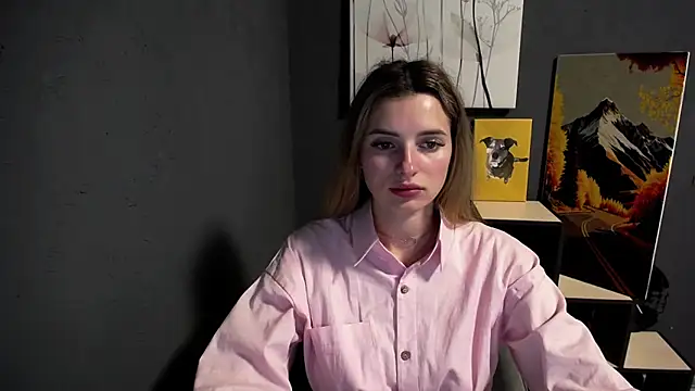 Snapshot of lady_olivia_ chatting on June 4, 2026, 12:43 pm lady olivia online show from June 4, 2026, 12:43 pm