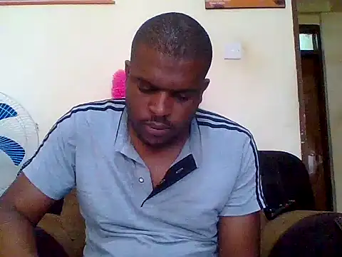 Snapshot of lui_cuuty chatting on September 17, 2025, 6:37 am lui cuuty online show from September 17, 2025, 6:37 am