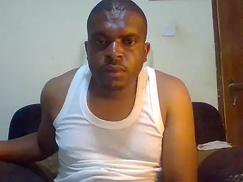 Snapshot of lui_cuuty chatting on October 1, 2025, 6:23 pm lui cuuty online show from October 1, 2025, 6:23 pm