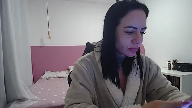 YasmimBrasil online show from July 31, 2026, 5:18 am