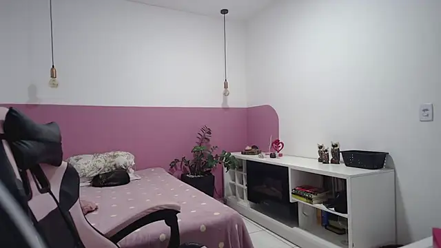 YasmimBrasil online show from July 17, 2026, 5:48 am