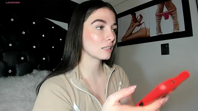 diana queen  online show from December 2, 2025, 9:49 pm