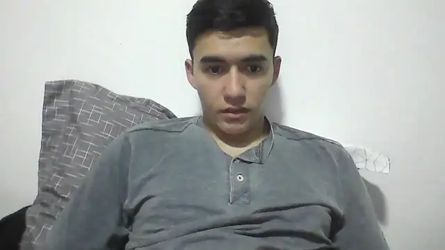 Snapshot of Estebitan_vm chatting on November 24, 2025, 4:01 am Estebitan vm online show from November 24, 2025, 4:01 am