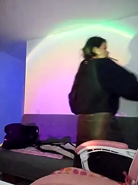 Snapshot of azumiichan chatting on October 15, 2025, 11:57 pm azumiichan online show from October 15, 2025, 11:57 pm