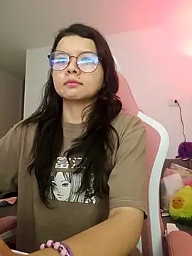 azumiichan online show from February 17, 2026, 12:08 am