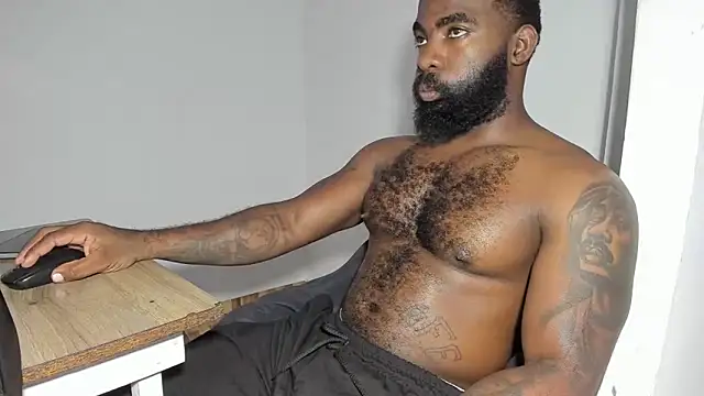 Snapshot of Freedom_24 chatting on November 22, 2025, 9:24 pm Freedom 24 online show from November 22, 2025, 9:24 pm