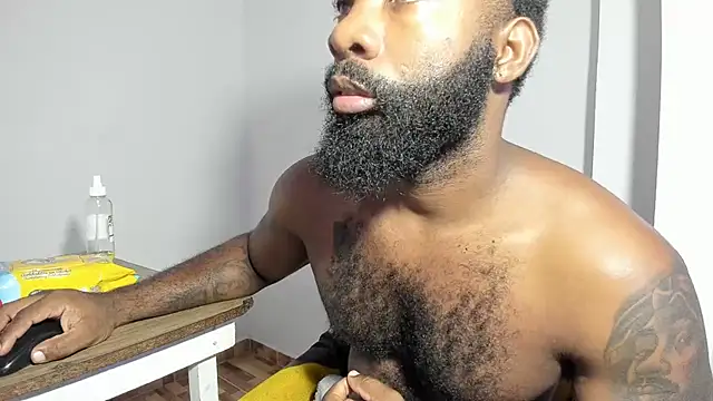 Snapshot of Freedom_24 chatting on October 13, 2025, 3:24 pm Freedom 24 online show from October 13, 2025, 3:24 pm