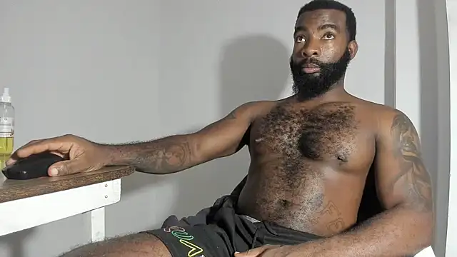 Snapshot of Freedom_24 chatting on October 12, 2025, 12:01 am Freedom 24 online show from October 12, 2025, 12:01 am