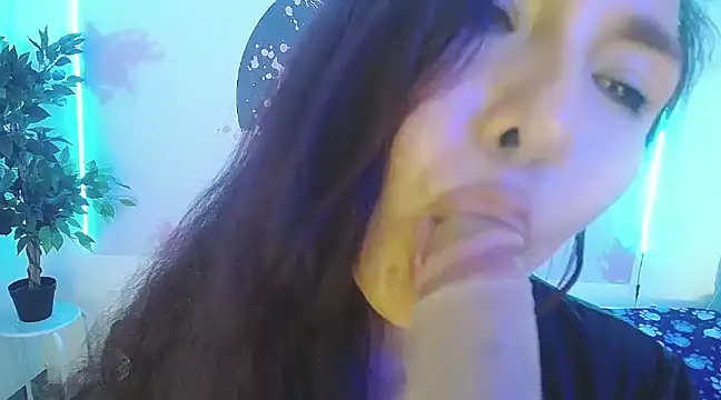 evelyn mature19 online show from February 25, 2025, 1:20 am