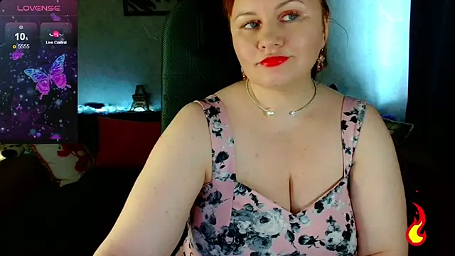 Nikki March online show from October 4, 2025, 8:16 am