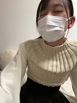 -Rinka- online show from May 17, 2026, 1:11 pm