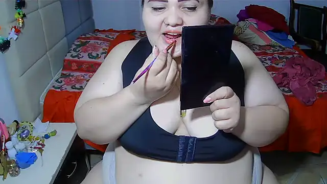 Snapshot of Jones_alexia chatting on June 26, 2026, 5:02 am Jones alexia online show from June 26, 2026, 5:02 am