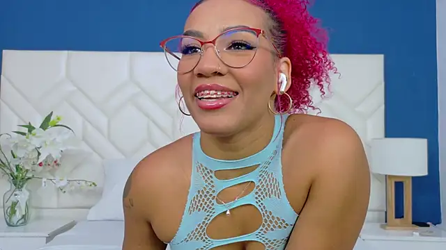 Snapshot of RubyRossel chatting on July 20, 2026, 12:29 pm RubyRossel online show from July 20, 2026, 12:29 pm