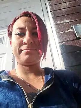 Snapshot of noa__01 chatting on December 15, 2025, 1:06 pm noa 01 online show from December 15, 2025, 1:06 pm