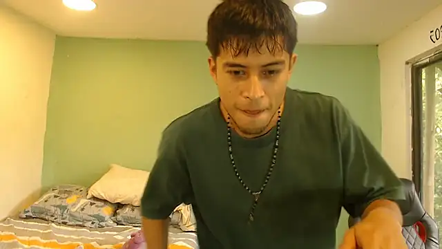 Snapshot of danielitopapuu chatting on April 15, 2026, 8:31 pm danielitopapuu online show from April 15, 2026, 8:31 pm