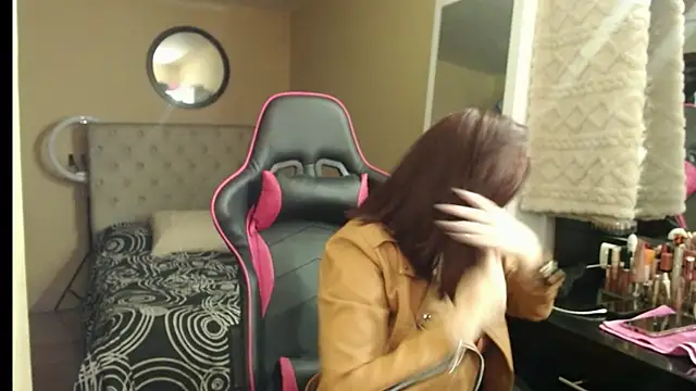 Carol Scottt online show from October 9, 2025, 10:54 pm