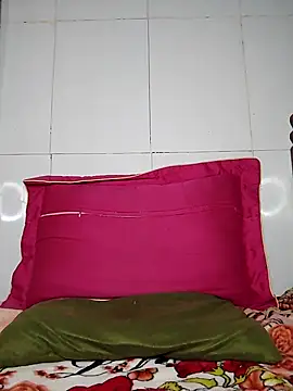 Lini Ery online show from February 23, 2025, 9:48 pm