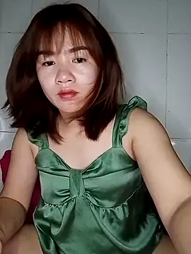 Lini Ery online show from March 4, 2025, 3:26 pm