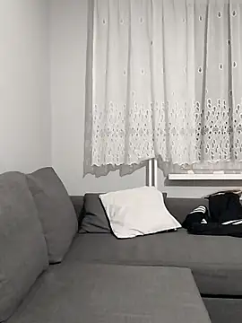 Snapshot of McdyllanXX chatting on March 25, 2026, 7:35 pm McdyllanXX online show from March 25, 2026, 7:35 pm