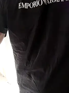 Snapshot of McdyllanXX chatting on April 6, 2026, 11:00 am McdyllanXX online show from April 6, 2026, 11:00 am