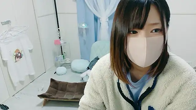 Snapshot of MEI--55 chatting on November 7, 2025, 9:03 am MEI--55 online show from November 7, 2025, 9:03 am