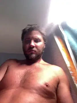 Brando2585 online show from May 28, 2026, 4:42 am