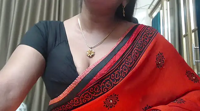Snapshot of desi-maisa130 chatting on March 15, 2025, 7:27 pm desi-maisa130 online show from March 15, 2025, 7:27 pm