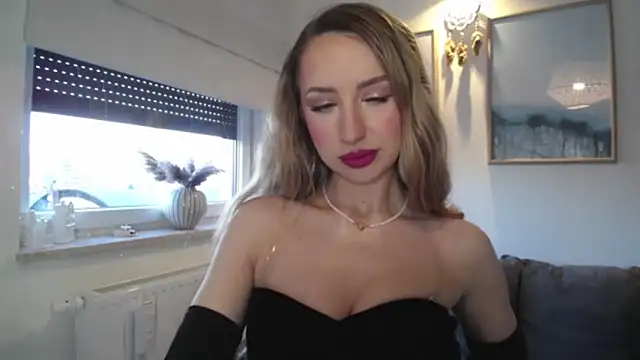 JulietteDiamond online show from March 4, 2026, 3:31 pm