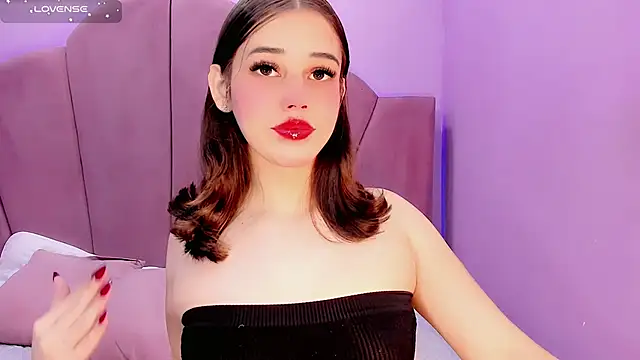 Snapshot of ValeriaAguilar chatting on June 7, 2026, 9:09 pm ValeriaAguilar online show from June 7, 2026, 9:09 pm