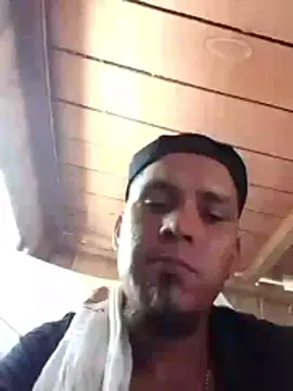 Snapshot of LemonyArcus chatting on December 2, 2025, 4:19 pm LemonyArcus online show from December 2, 2025, 4:19 pm