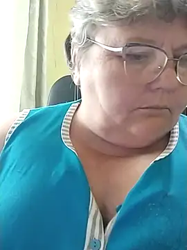 Snapshot of AlenushkaGold chatting on September 25, 2025, 8:42 am AlenushkaGold online show from September 25, 2025, 8:42 am