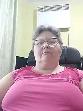 Snapshot of AlenushkaGold chatting on October 2, 2025, 10:18 am AlenushkaGold online show from October 2, 2025, 10:18 am